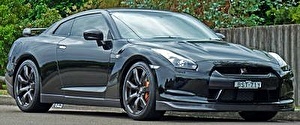 Шины на Nissan GT-R 2009