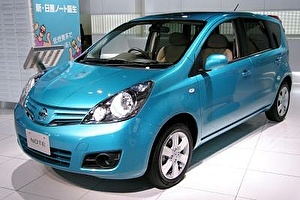 Шины на Nissan Note 2011