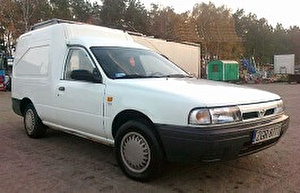 Шины на Nissan Sunny Box 1990