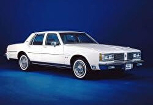 Шины на Oldsmobile 88 1977