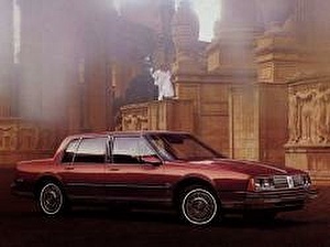 Шины на Oldsmobile 98 1985