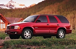 Шины на Oldsmobile Bravada 1998