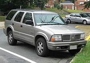 Шины на Oldsmobile Bravada 2001