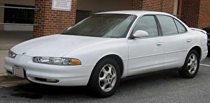 Шины на Oldsmobile Intrigue 2001