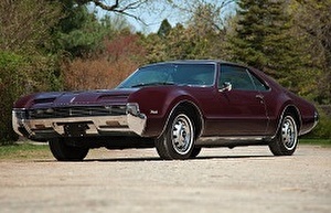 Шины на Oldsmobile Toronado 1966