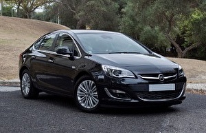 Шины на Opel Astra 2012