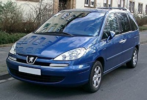 Шины на Peugeot 807 2002