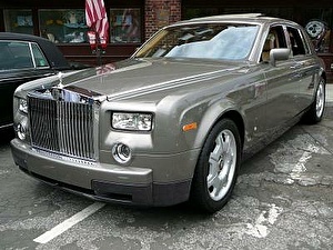 Шины на Rolls Royce Phantom 2006