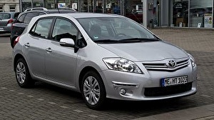 Шины на Toyota Auris 2012