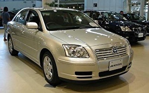 Шины на Toyota Avensis 2004