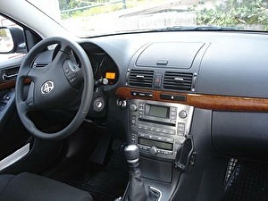 Шины на Toyota Avensis 2007