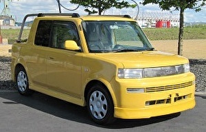 Шины на Toyota bB 2000