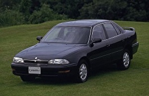 Шины на Toyota Camry 1990