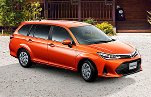 Шины на Toyota Corolla Fielder 2019