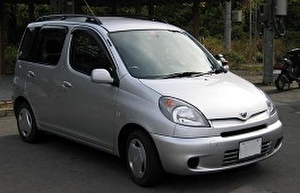 Шины на Toyota FunCargo 1999