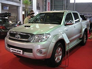 Шины на Toyota Hilux 2009