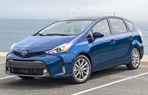 Шины на Toyota Prius v 2015