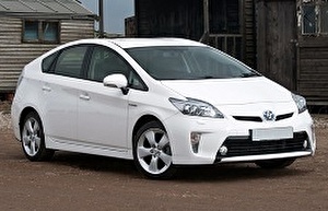 Шины на Toyota Prius 2012