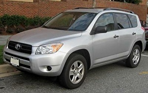 Шины на Toyota RAV4 2008