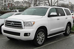 Шины на Toyota Sequoia 2010