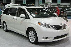 Шины на Toyota Sienna 2010