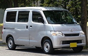 Шины на Toyota Town Ace 2008