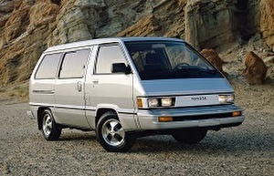 Шины на Toyota Van 1984