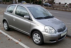 Шины на Toyota Yaris 2000