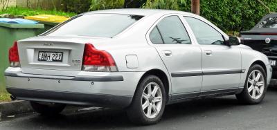 Шины на Volvo S60 2003