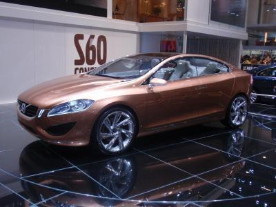 Шины на Volvo S60 2015