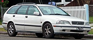 Шины на Volvo V40 1997