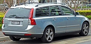 Шины на Volvo V50 2007