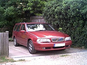 Шины на Volvo V70 1998